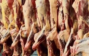 1억2백만두의 소를 사육하는 중국에서 소고기 생산량은 770만톤이고 자급율은 55%정도이다
